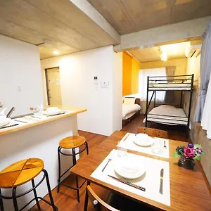 ラフィット御徒町 Apartment
